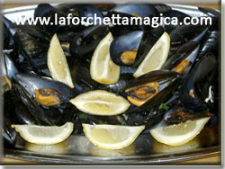 laforchettamagica.com - Cozze in bianco