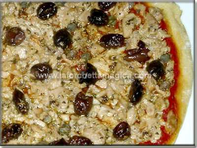 Pizza al tonno