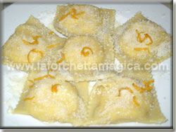 Ravioli con ricotta e arancia