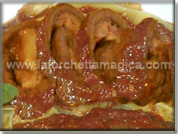 Involtini di manzo al sugo