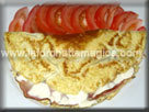 Omelette alle erbe con speck e scamorza