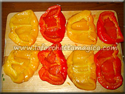 Tagliare i peperoni a met