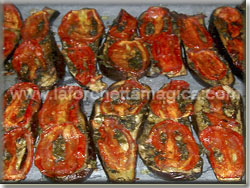 Cuocere le melanzane in forno