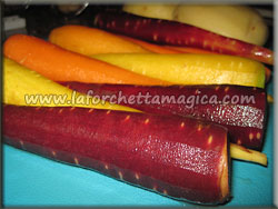 www.laforchettamagica.com - Pelare le carote e le patate