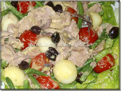 Insalata con fagiolini patate e tonno