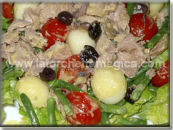 Insalata con fagiolini patate e tonno